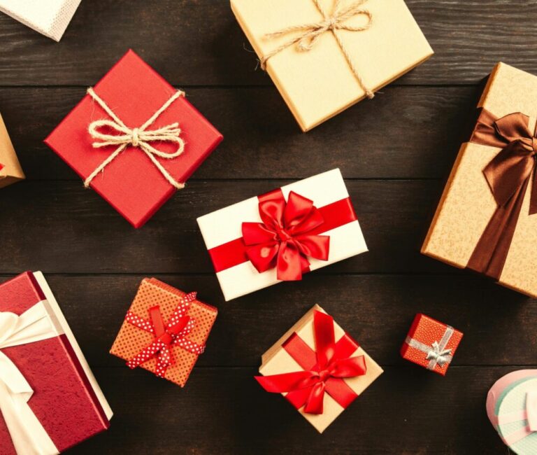 Exchange Holiday Gift 2025